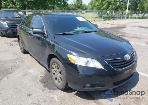 2009 Toyota Camry Xle z USA, uszkodzony, nr VIN 4T4BE46K19R127650